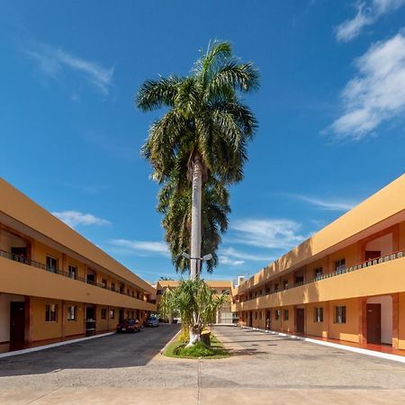 Tecnohotel Itzaes Мерида Экстерьер фото